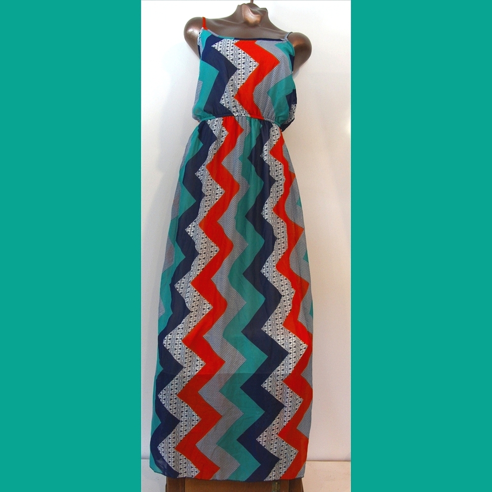 Light Flowing Summer Vibes Maxi Dress